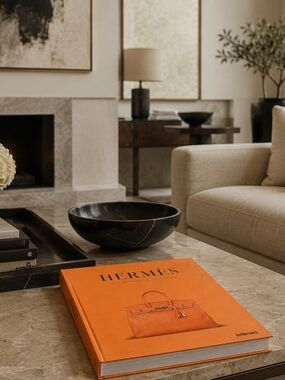 HERMES Luxury Designer Handbag Book